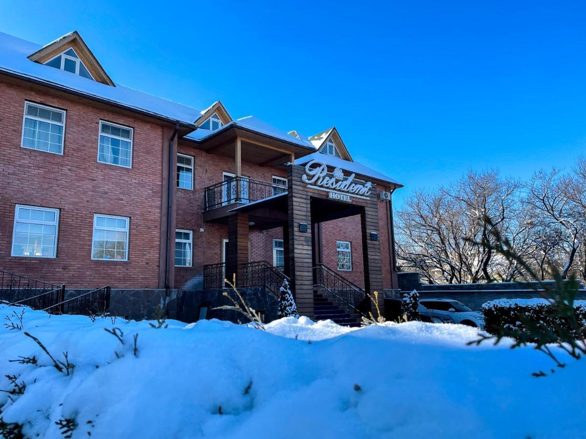 Resident Hotel Каскелен Экстерьер фото
