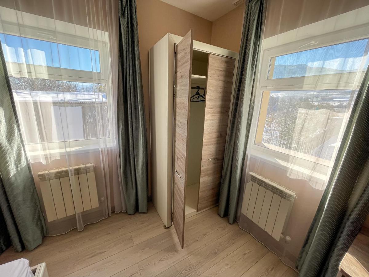 Resident Hotel Каскелен Экстерьер фото