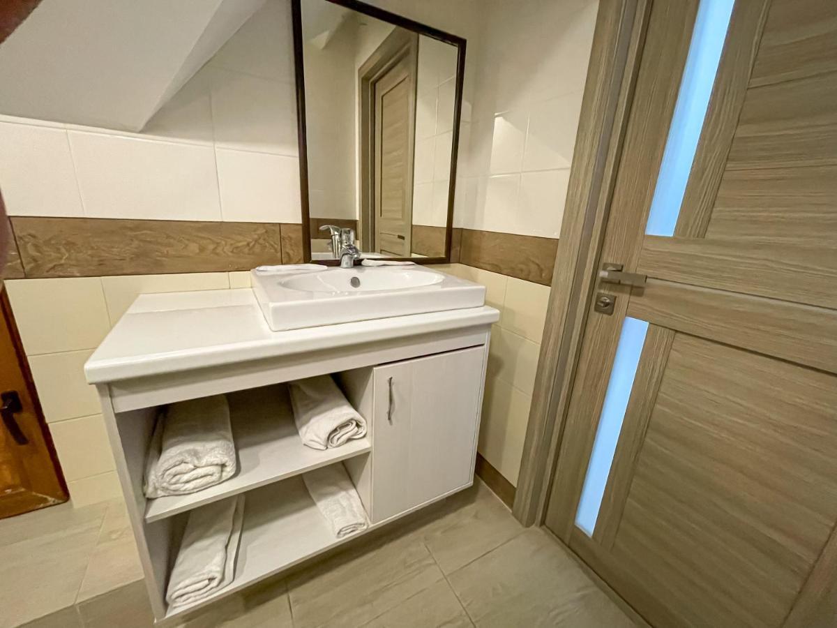 Resident Hotel Каскелен Экстерьер фото
