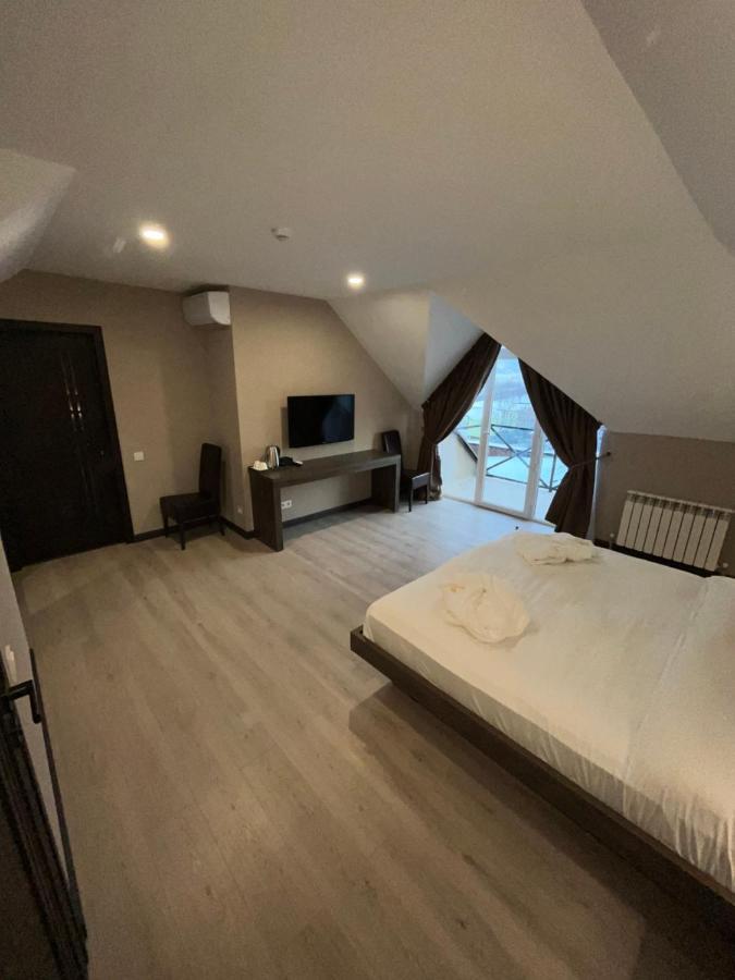 Resident Hotel Каскелен Экстерьер фото